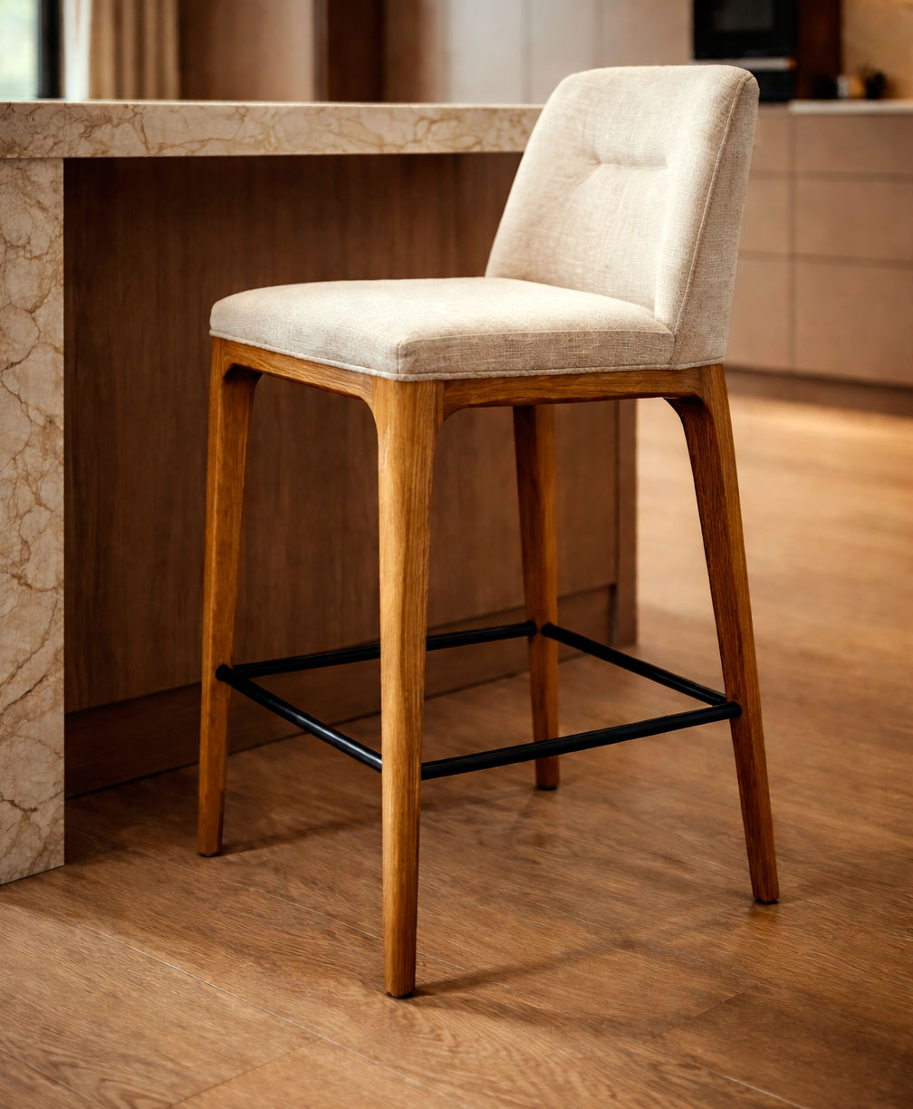 как выбрать барный стул под кухонный остров